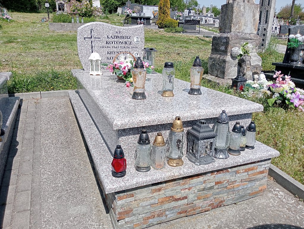 Grób Krystyna Kotowicz